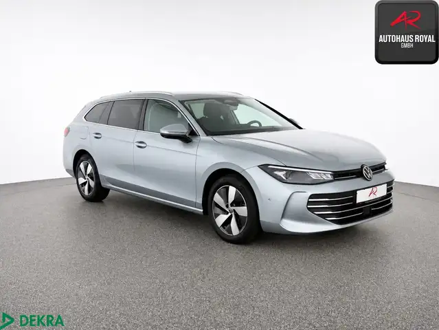 Volkswagen Passat view 7