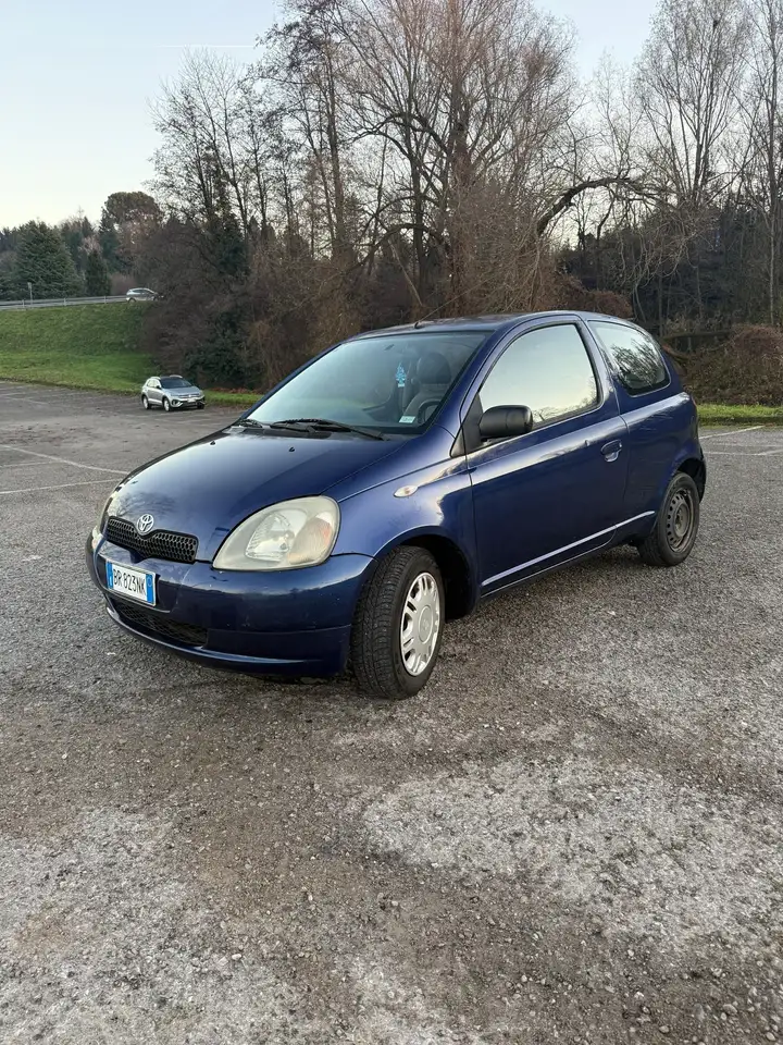 Toyota Yaris 3p 1.0, foto 2