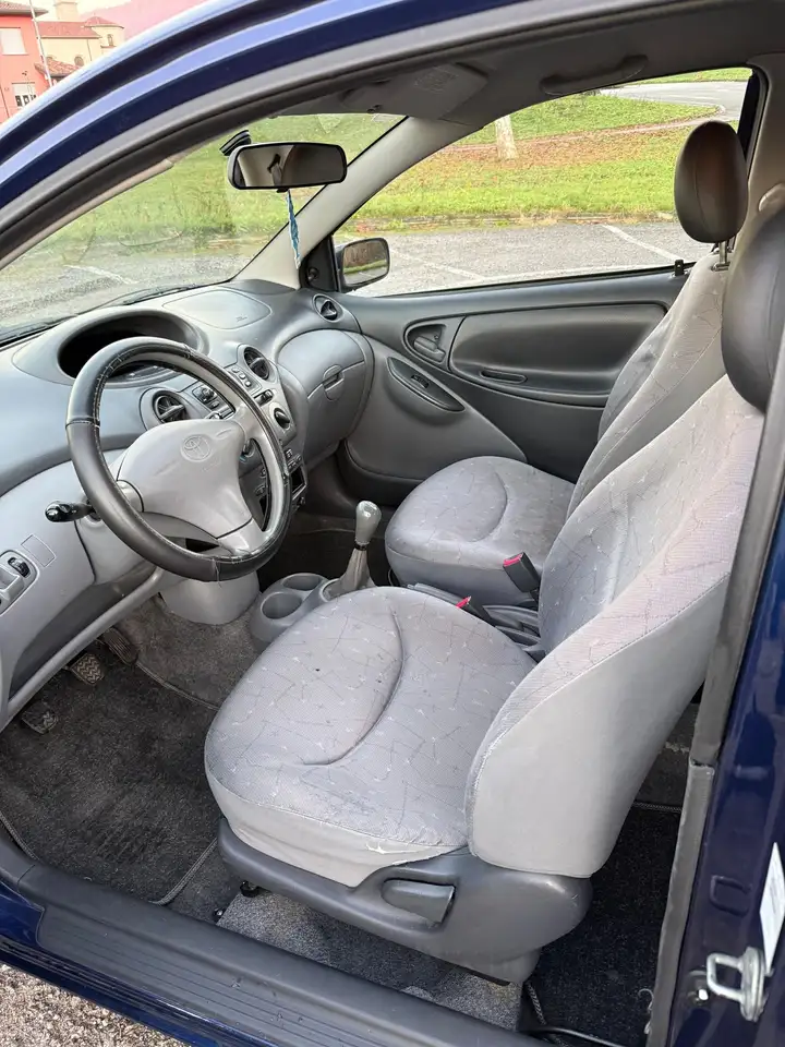 Toyota Yaris 3p 1.0, foto 12