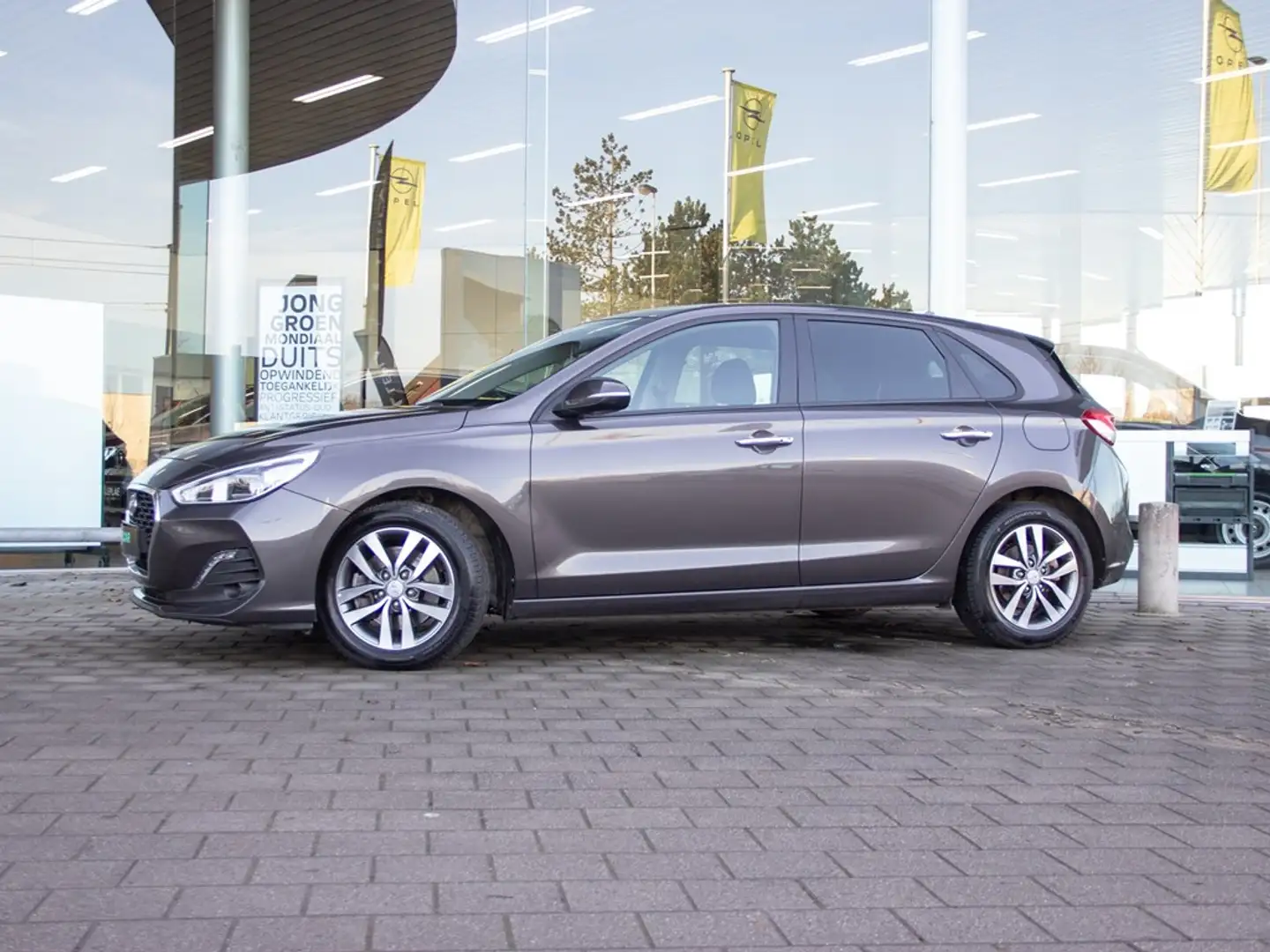 Hyundai i30 1.4 140PK |GPS|CAMERA| Gris - 2