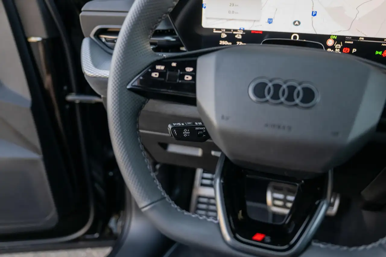 Audi Q5 2.0 TFSI e-hybrid quattro S edition Competition SQ, миниатюра 27