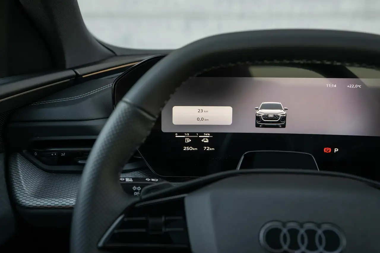 Audi Q5 2.0 TFSI e-hybrid quattro S edition Competition SQ, миниатюра 24