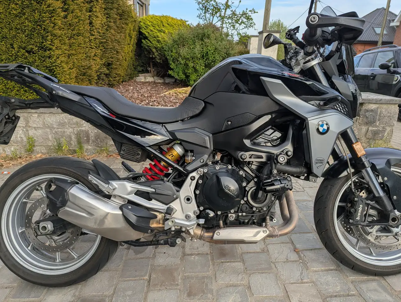 BMW F 900 R