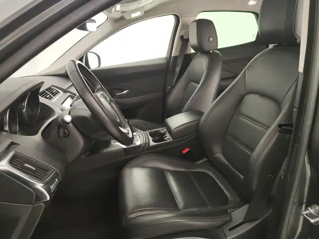 Jaguar E-Pace view 10