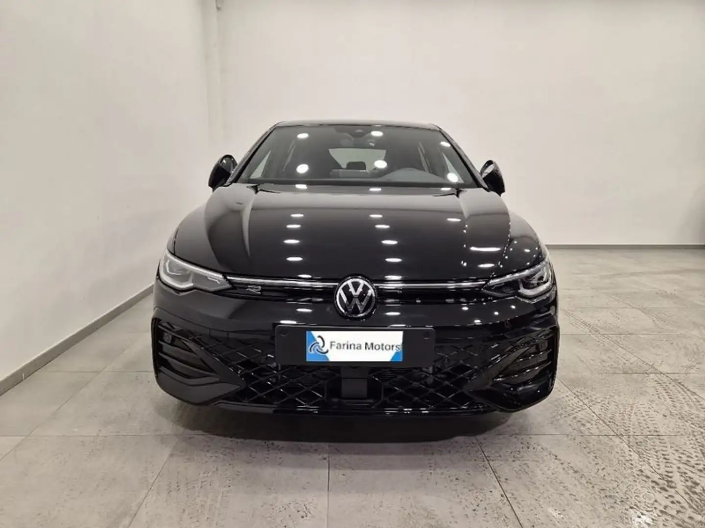 Volkswagen Golf 1.5 eTSI 115 CV ACT DSG R-Line - 2