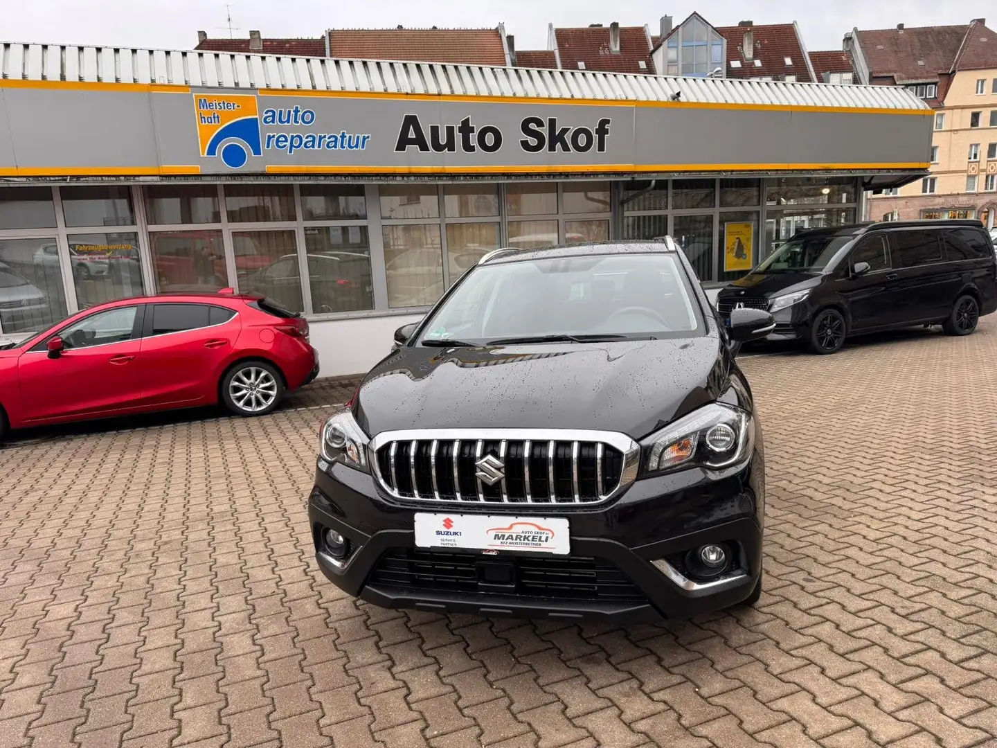 Suzuki SX4 S-Cross Comfort | Mild-Hybrid | 1. Hand | LED | MwSt. | Schwarz - 1