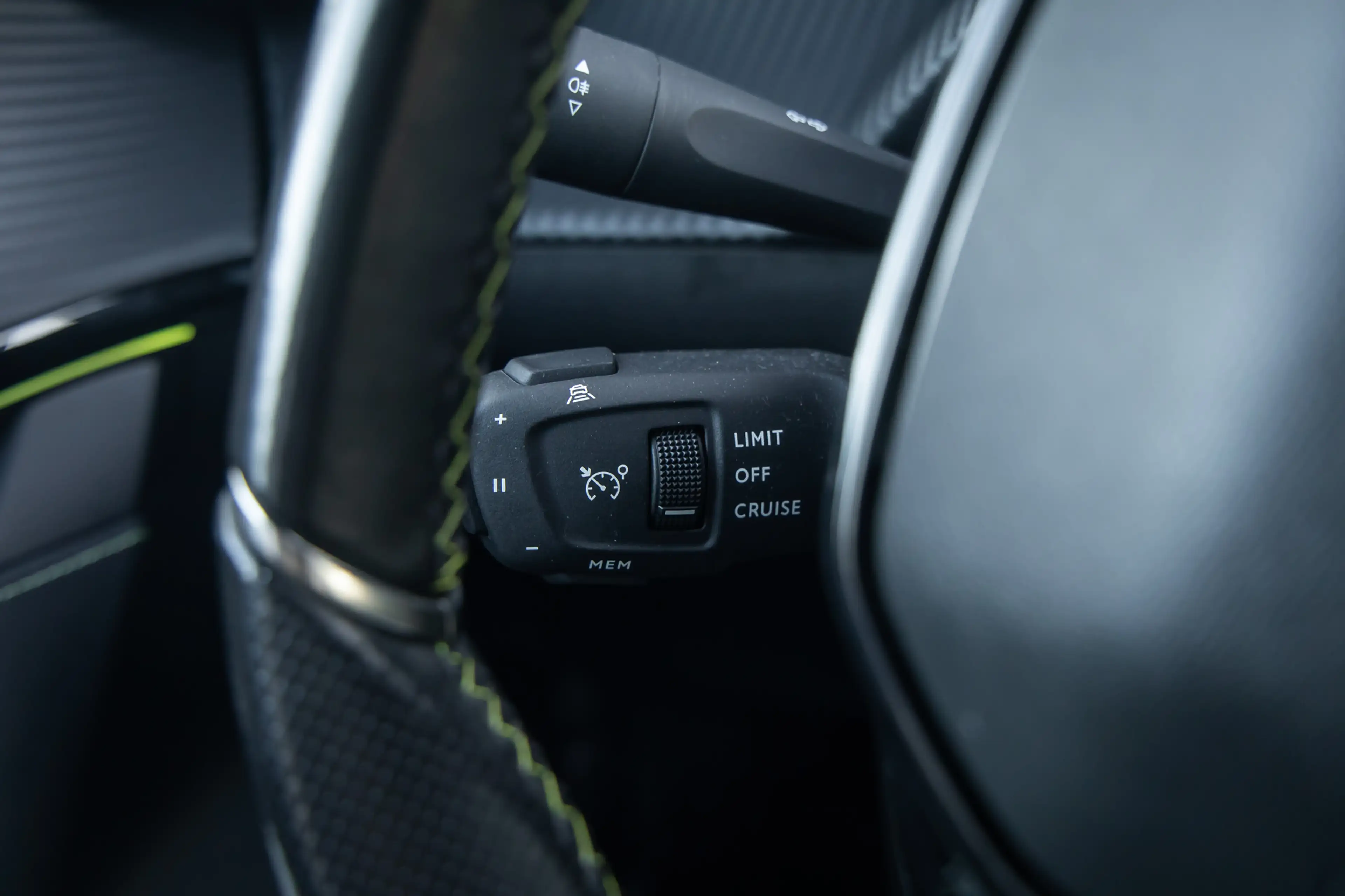 Peugeot 208 GT 350 50 kWh 360camera | Adaptief Cruise | Stoelv — photo 13