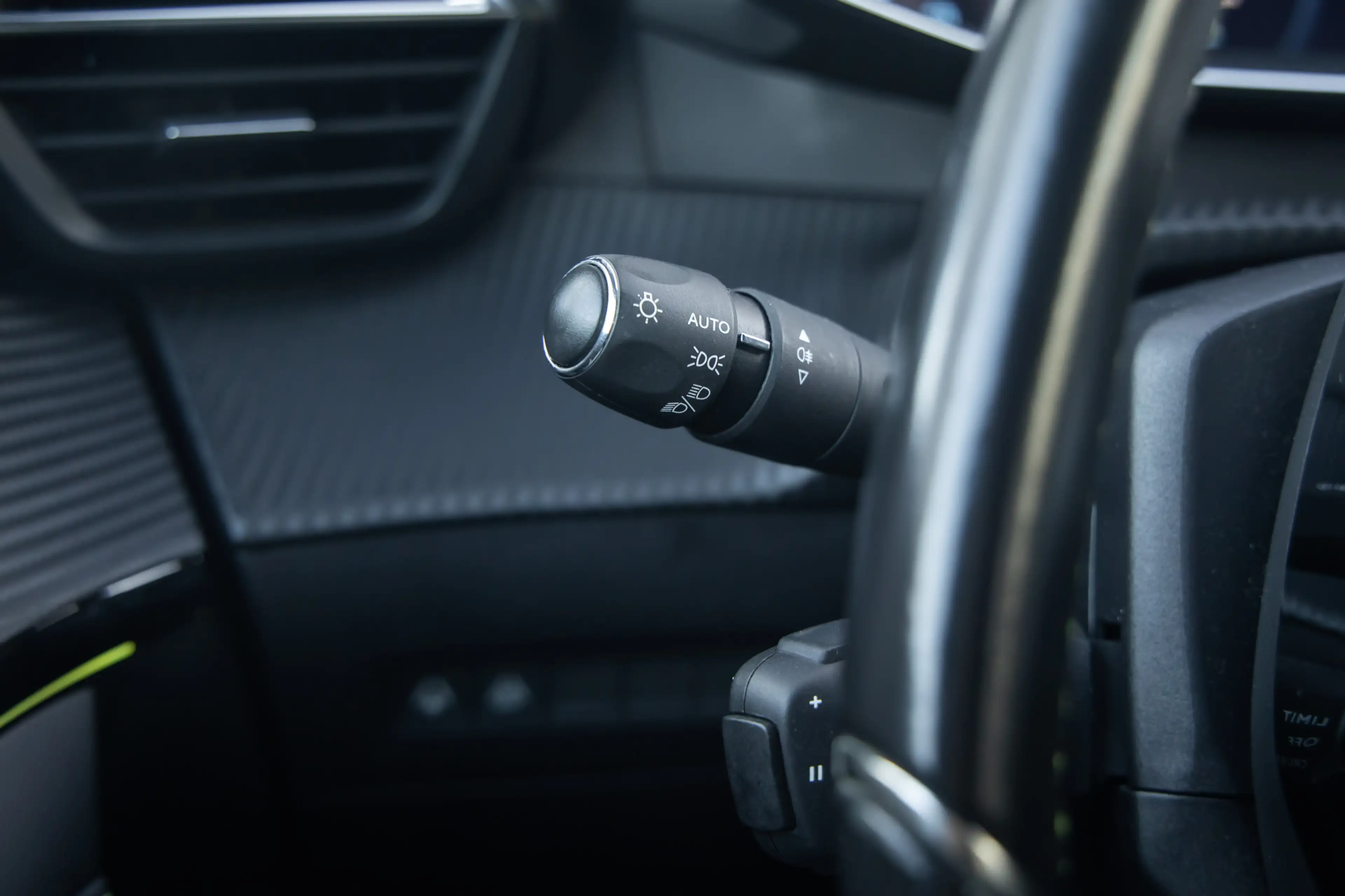 Peugeot 208 GT 350 50 kWh 360camera | Adaptief Cruise | Stoelv — photo 12