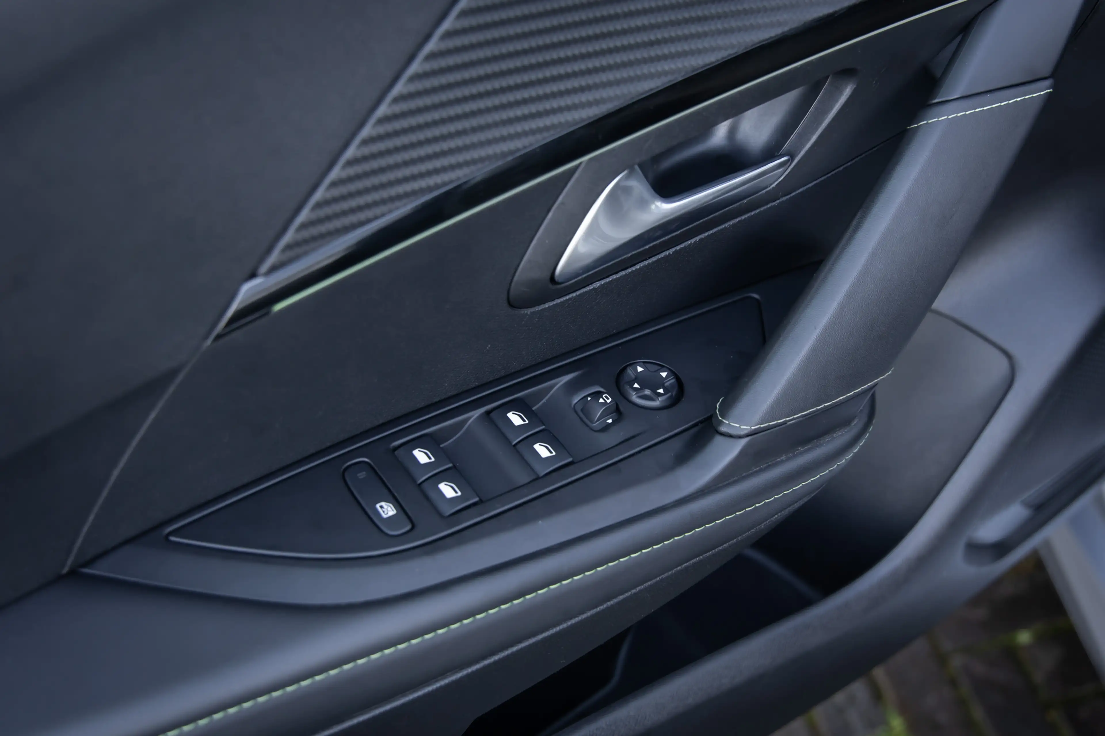 Peugeot 208 GT 350 50 kWh 360camera | Adaptief Cruise | Stoelv — photo 10