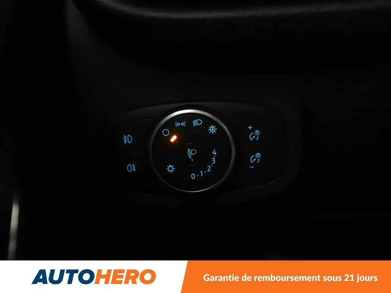 Ford Fiesta 3 portes — photo 29