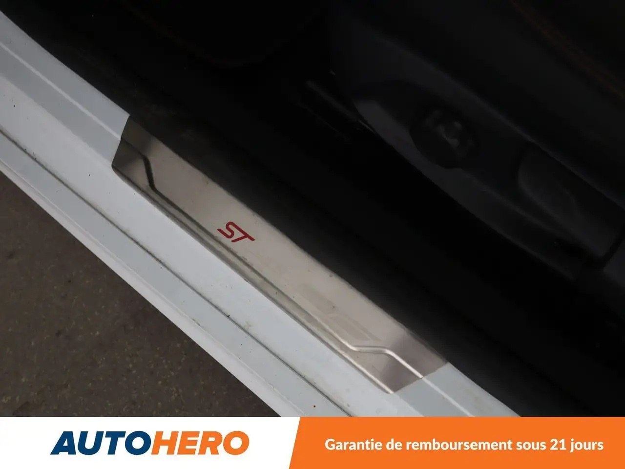 Ford Fiesta 3 portes — photo 30