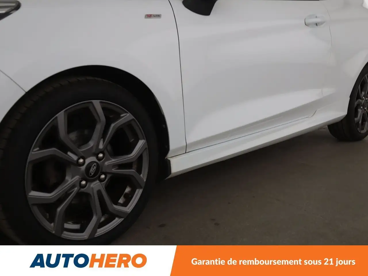Ford Fiesta 3 portes — photo 32