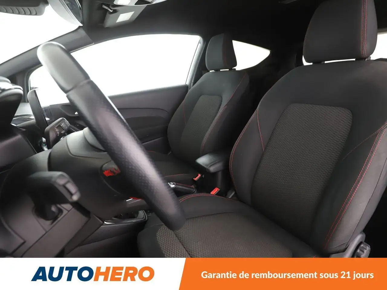 Ford Fiesta 3 portes — photo 10