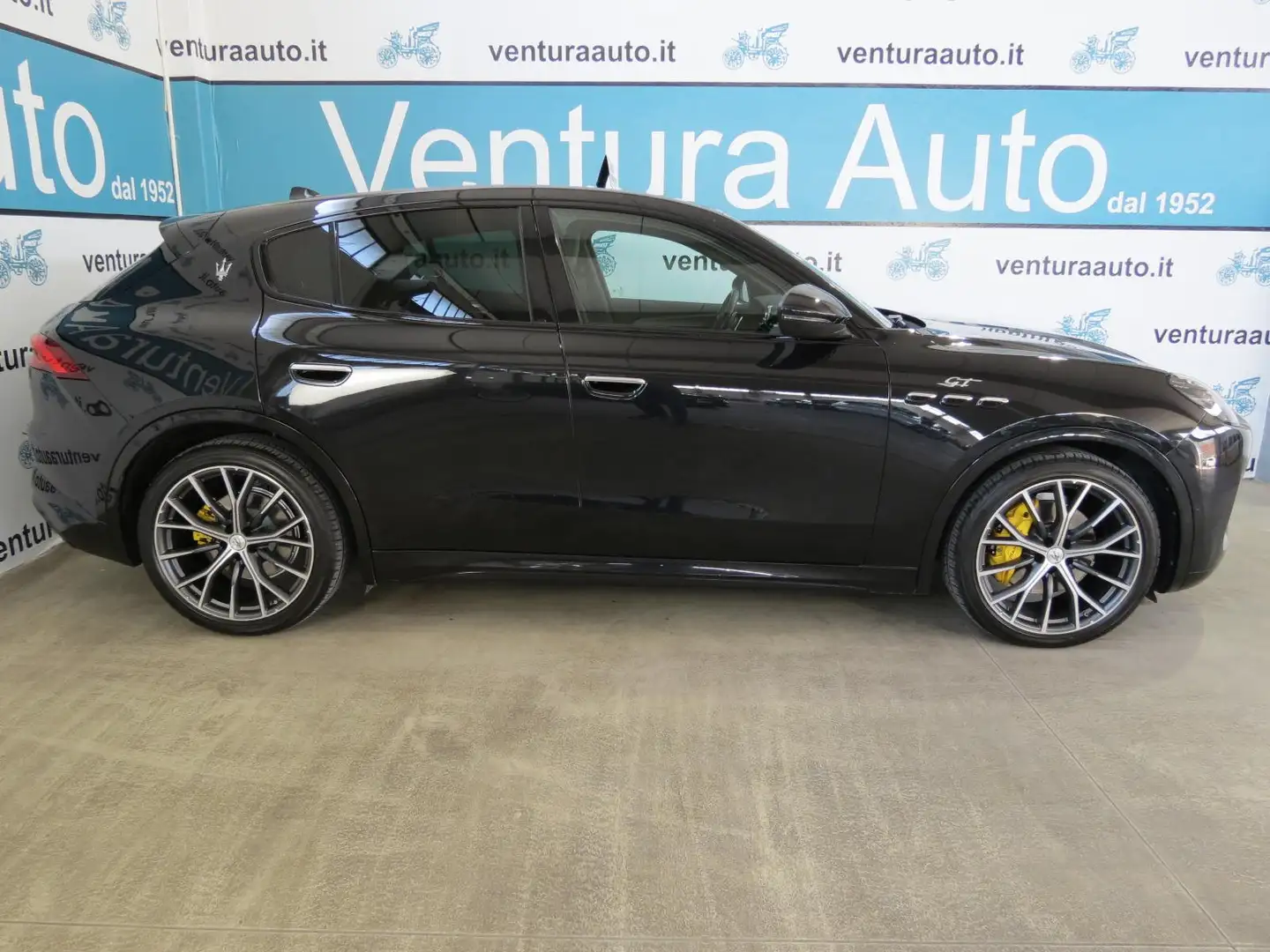 Maserati Grecale MHEV 300 CV AWD GT Noir - 2