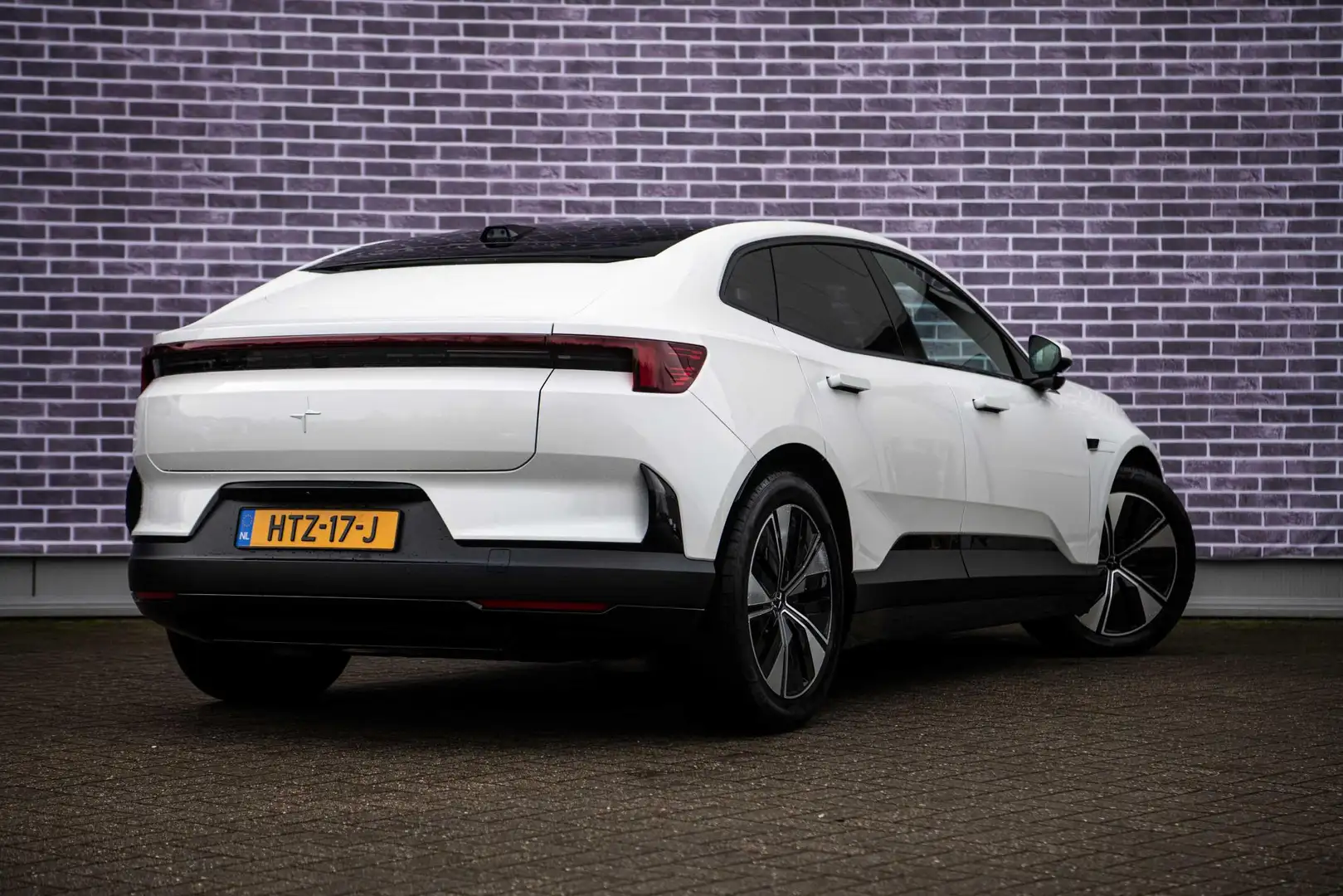Polestar 4 Long Range Single motor 100 kWh | Pilot | Plus | T Blanc - 2