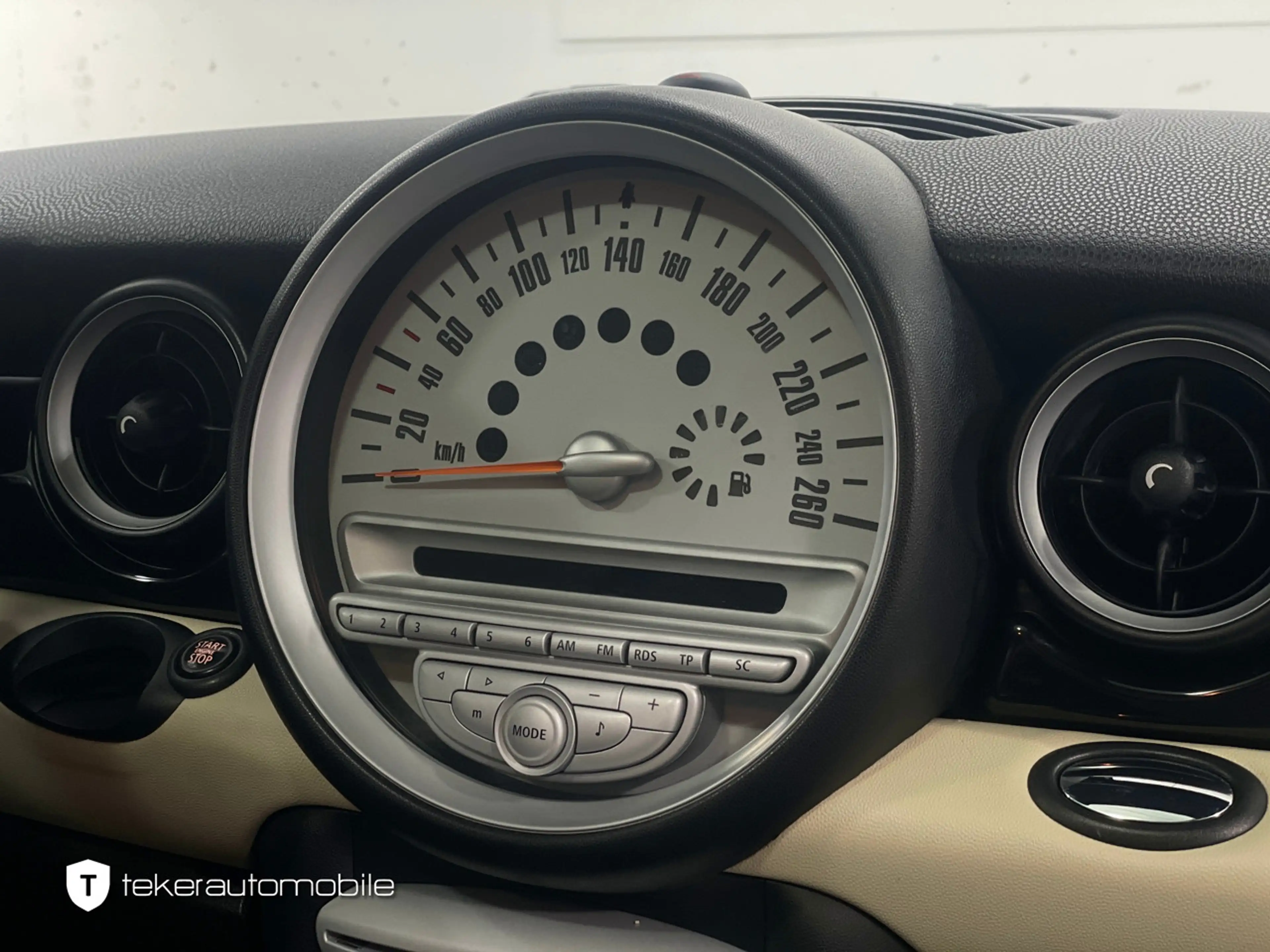 MINI Cooper Clubman *Leder*Panoramadach* — photo 12