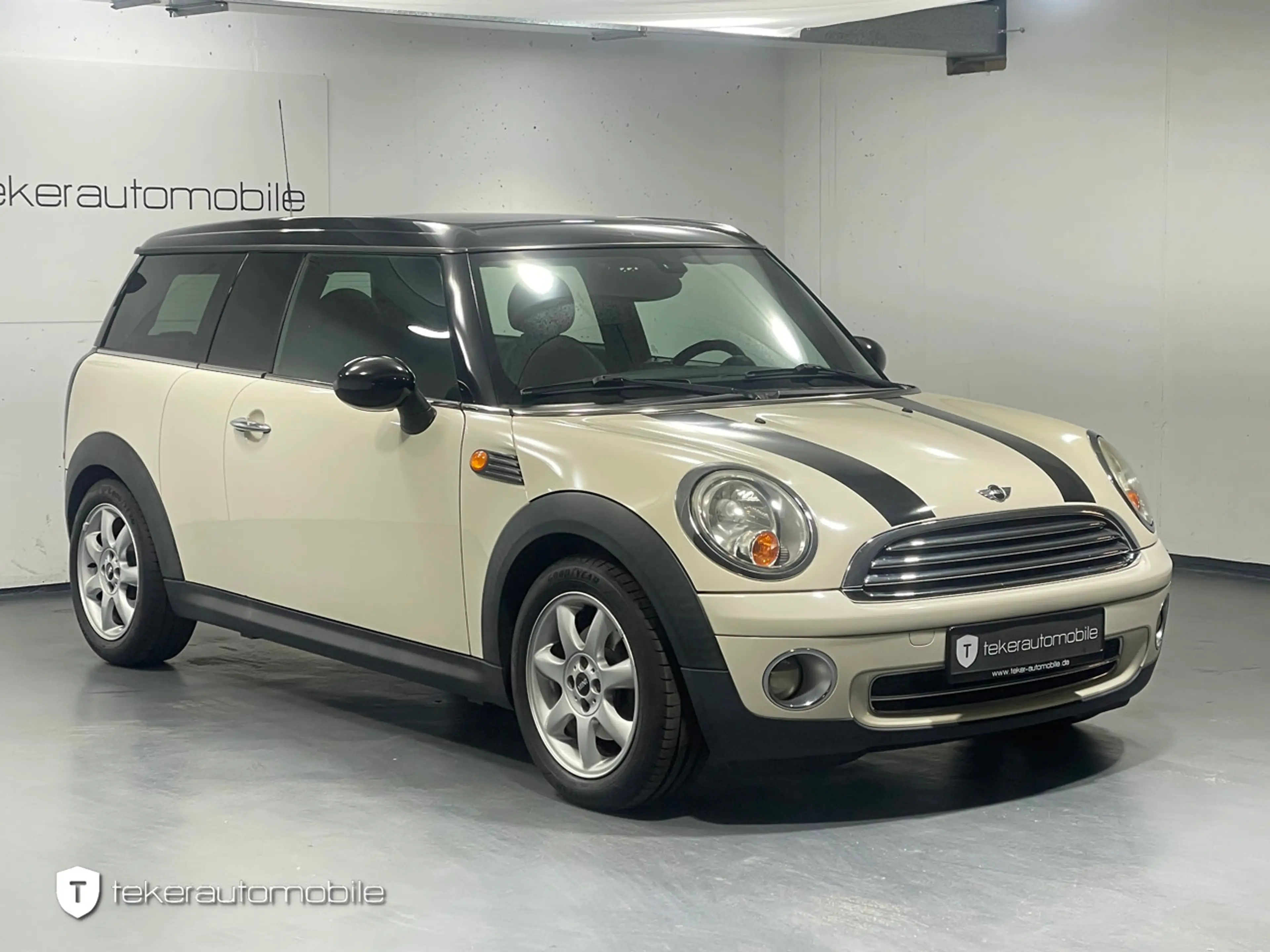 MINI Cooper Clubman *Leder*Panoramadach* — photo 5