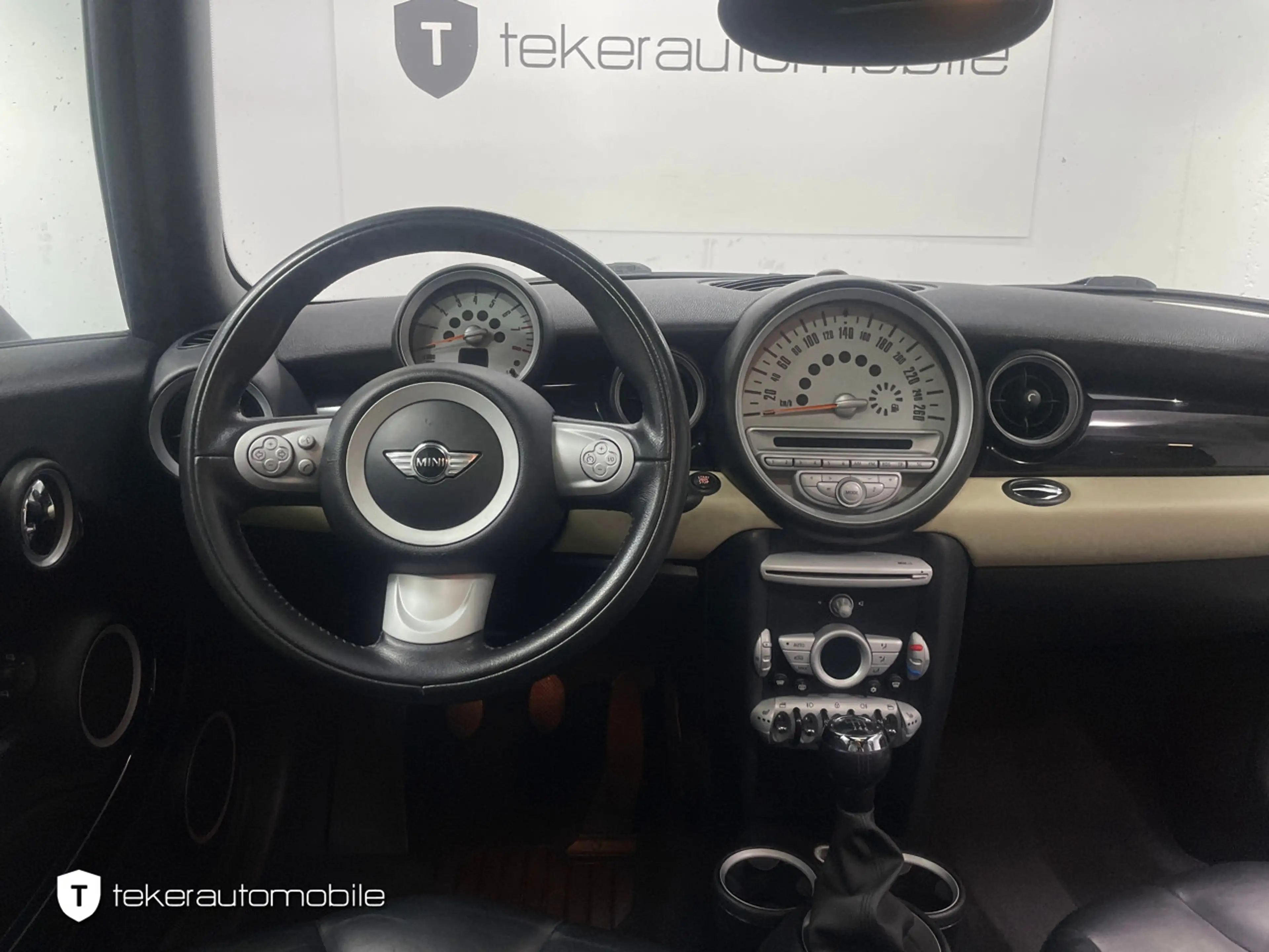 MINI Cooper Clubman *Leder*Panoramadach* — photo 11