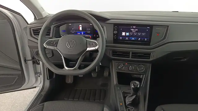 Volkswagen Polo view 12