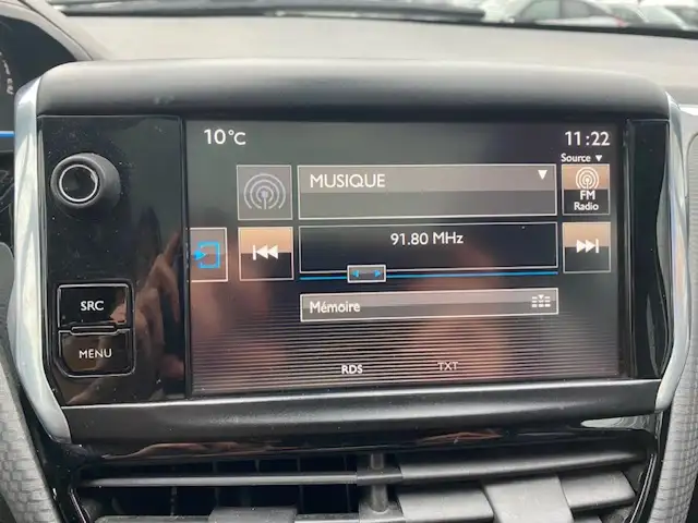 Peugeot 2008 view 12