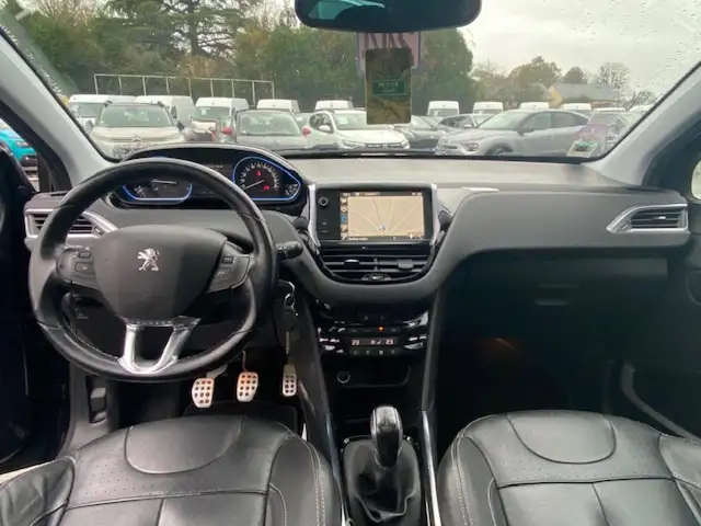 Peugeot 2008 view 7
