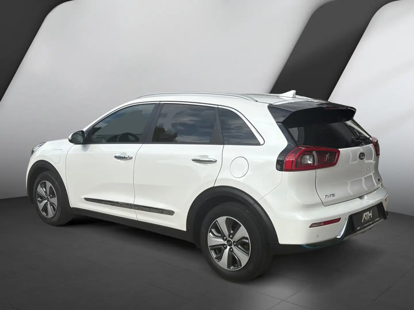 Kia Niro 1.6 Plug-in Hybrid Spirit Weiß - 2