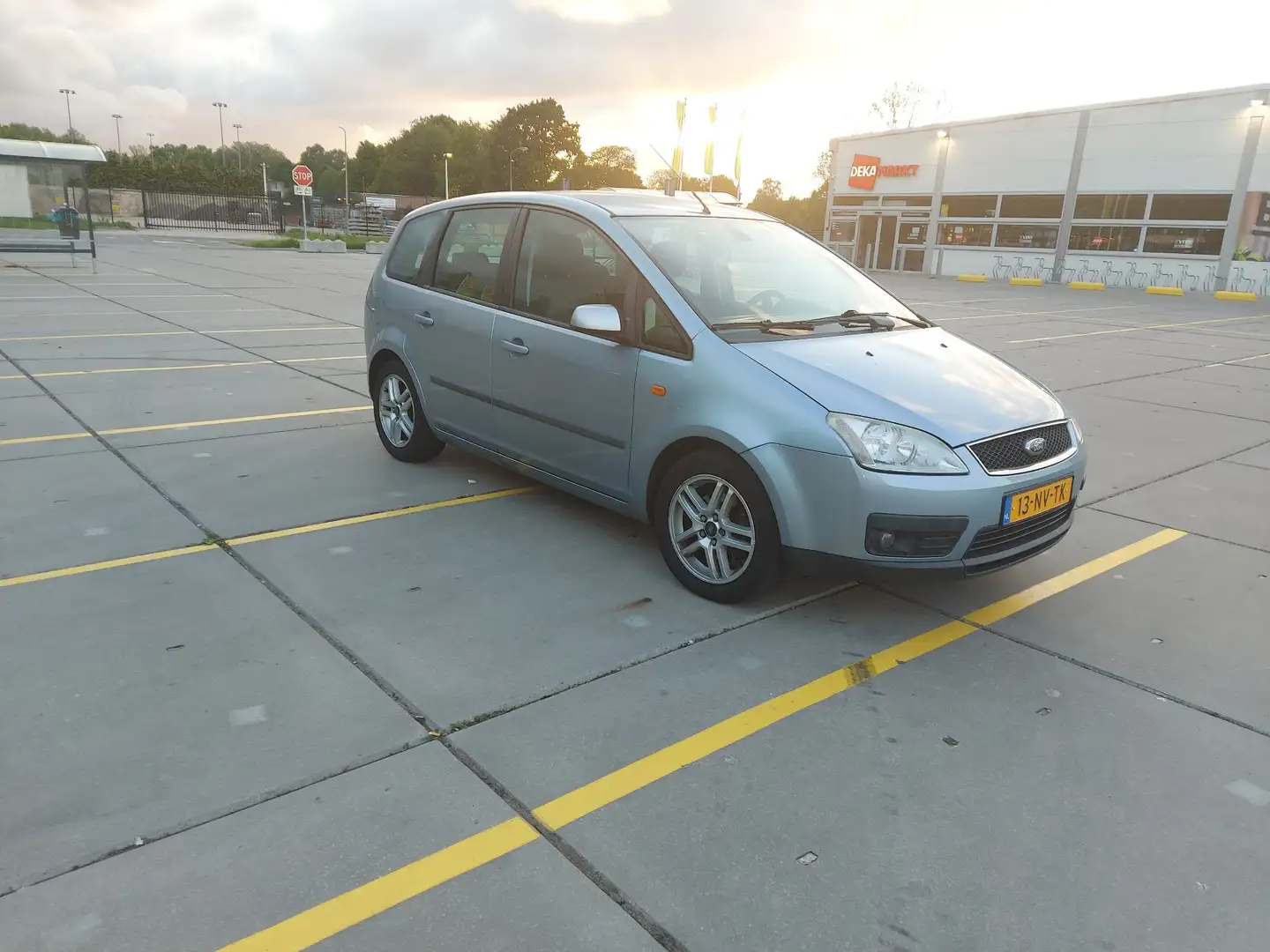 Ford Focus C-Max 1.8 Trend Grijs - 2