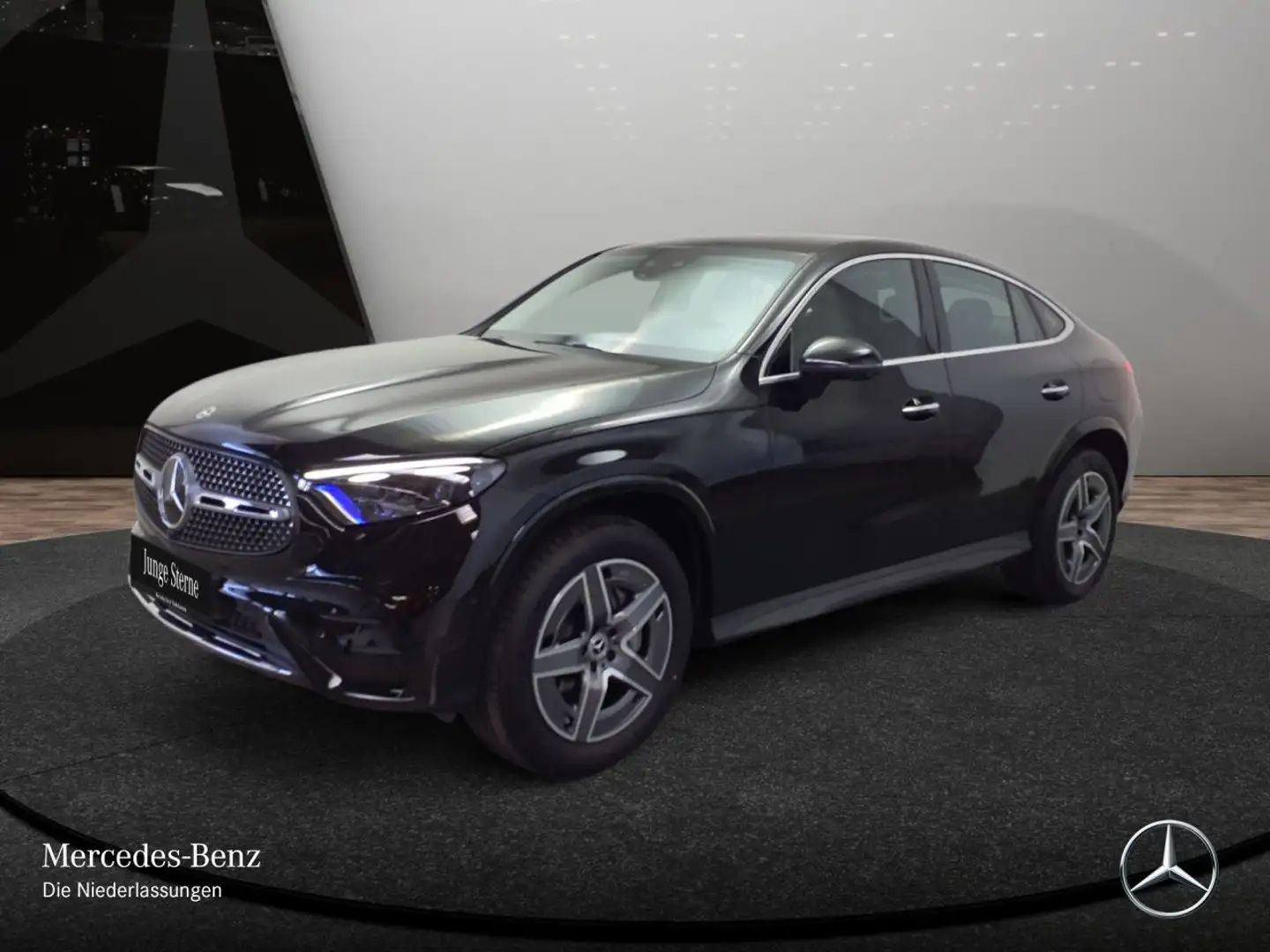 Mercedes-Benz GLC 300 e 4M AMG+360+AHK+KEYLESS+9G Schwarz - 2