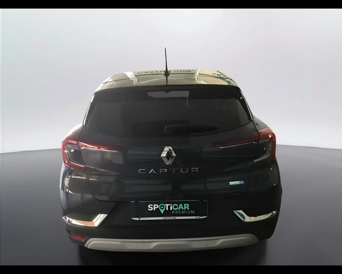 Renault Captur 1.6 E-Tech 145cv auto Intens 4