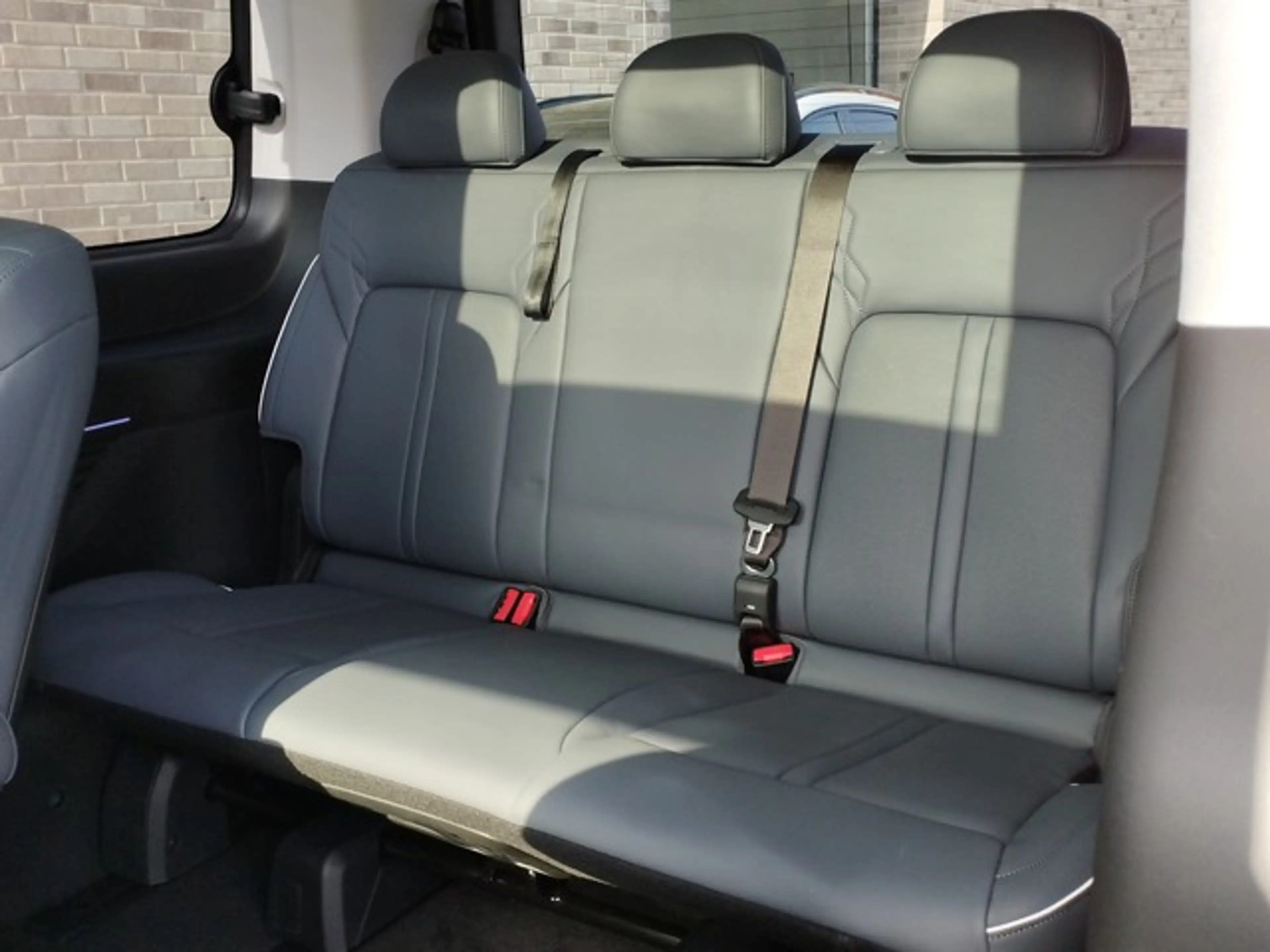 Hyundai STARIA Hybrid 1.6 T-GDI 2WD Signature Panoramadach — photo 13
