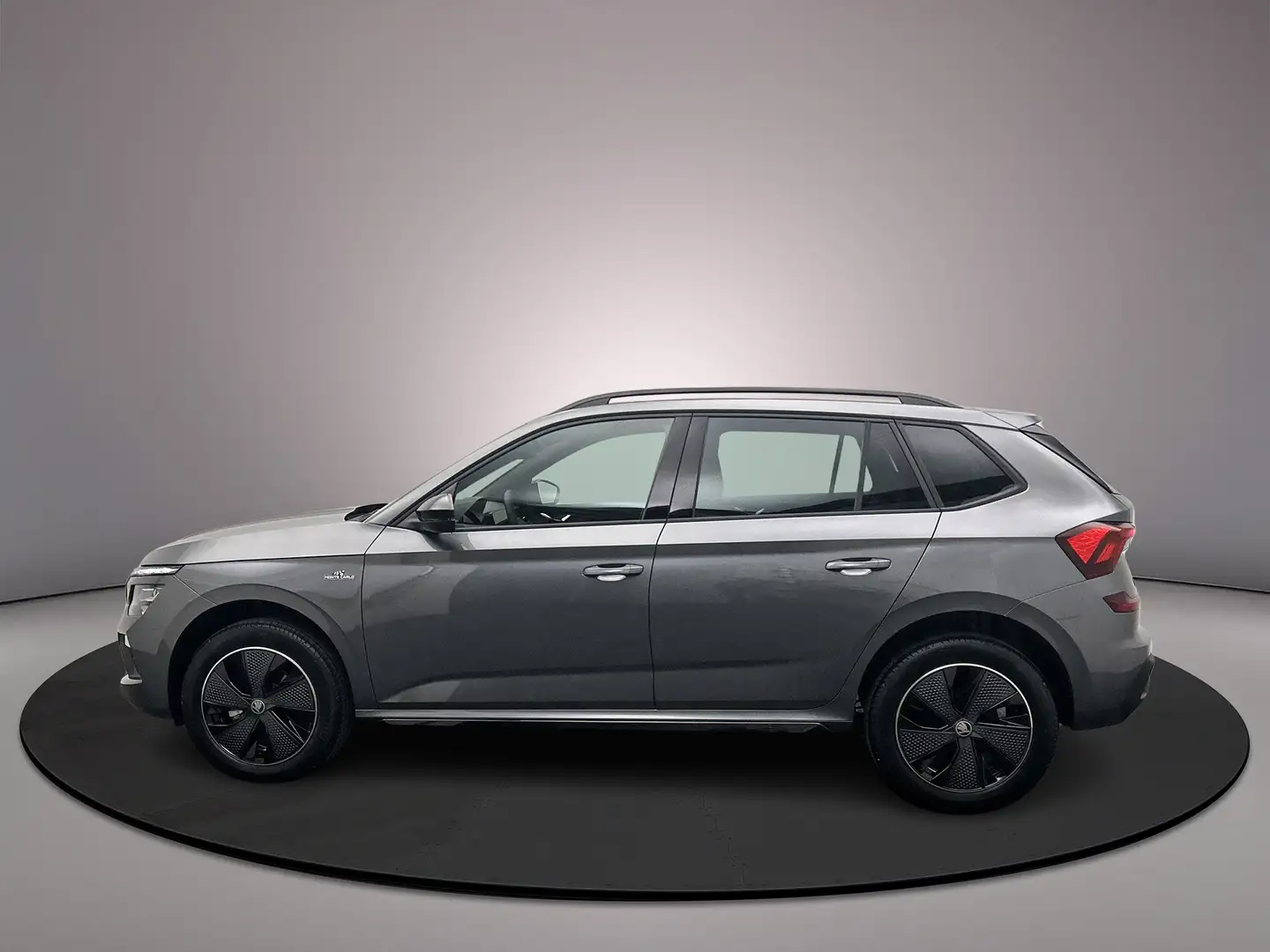 Skoda Kamiq 1.0 TSI Greentech 115pk Monte Carlo actie private Grijs - 2