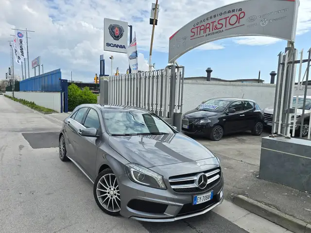 Mercedes-Benz 180 Mercedes-benz A 180 d Premium Amg
