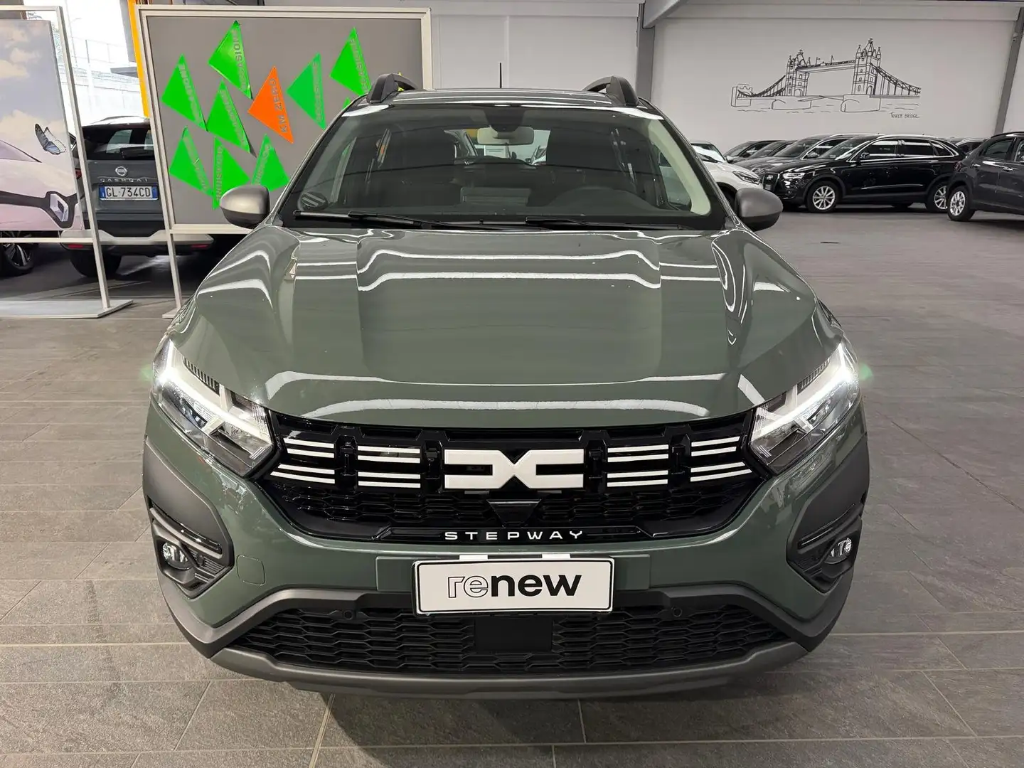 Dacia Sandero Stepway Expression UP 1.0 tce 110cv Verde - 2