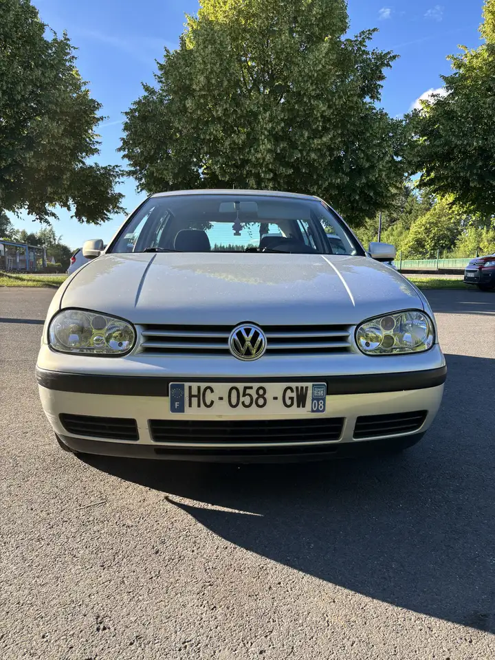 Volkswagen Golf 1.4i
