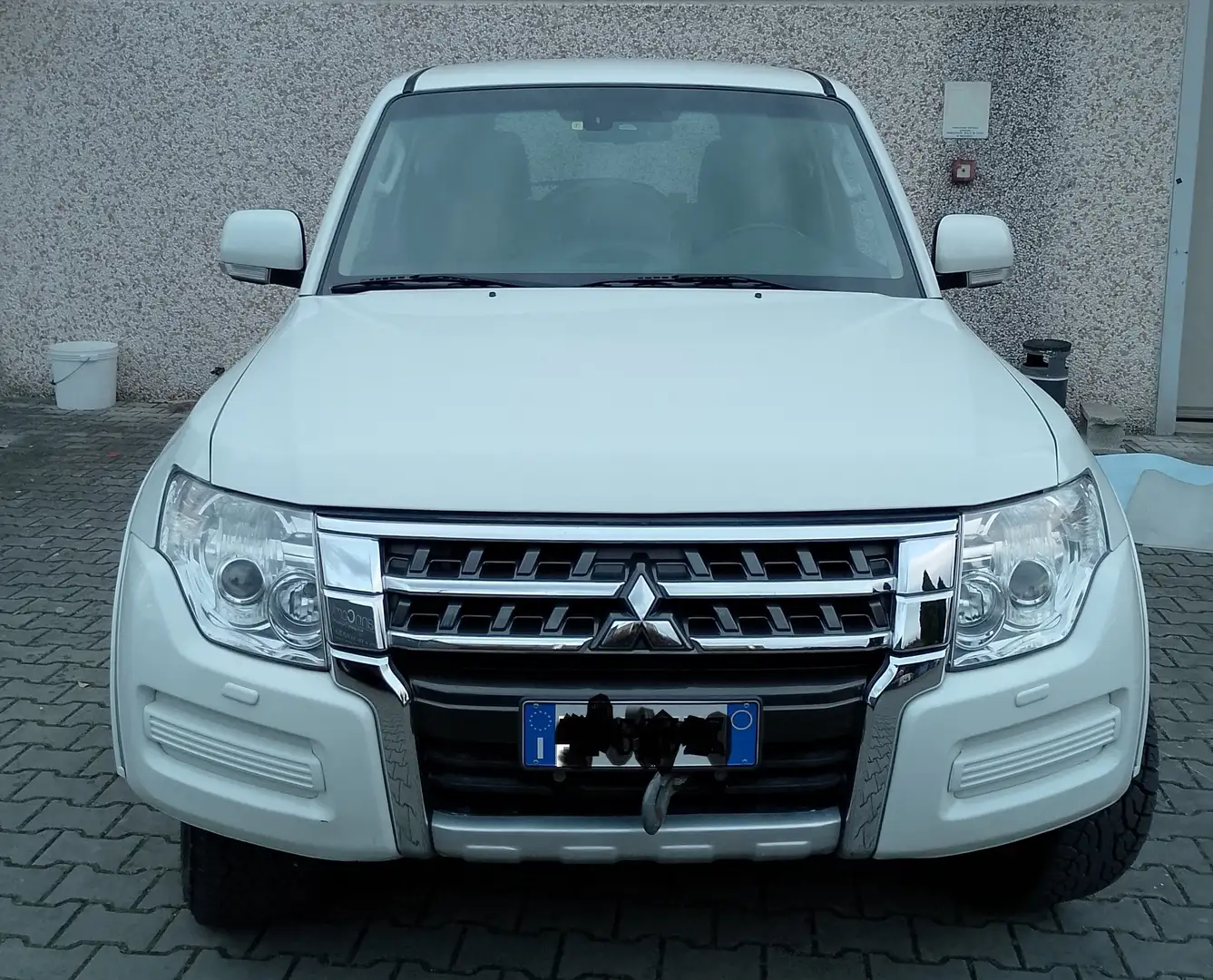 Mitsubishi Pajero Pajero 3.2 cr Intense 200cv 5p Blanco - 1