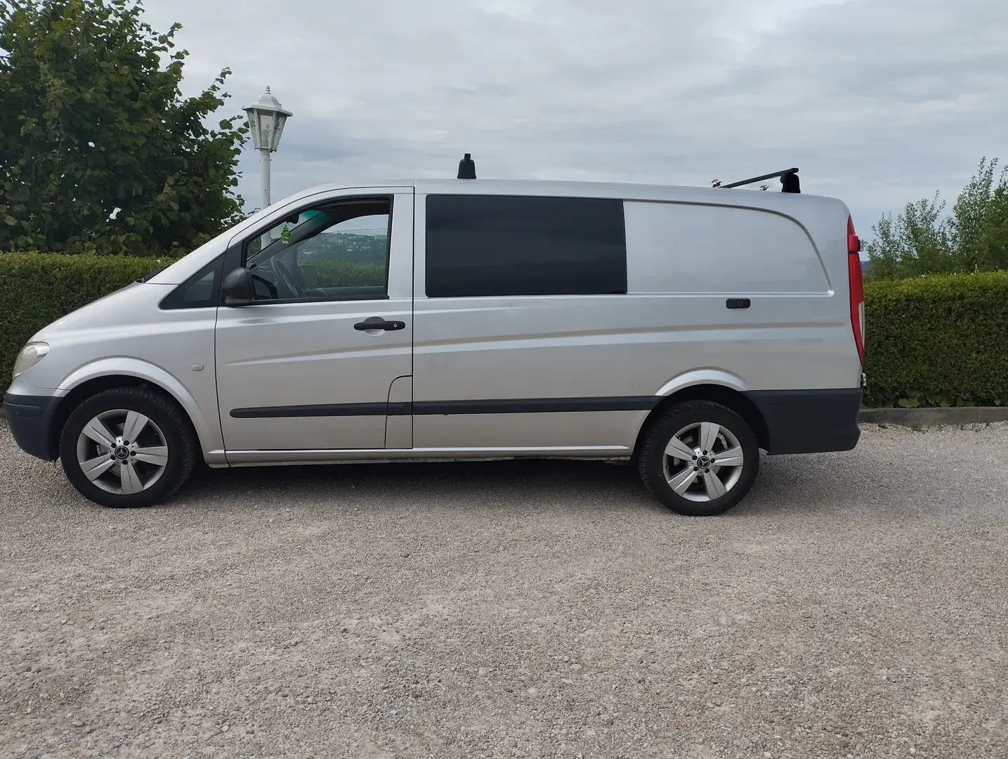 Mercedes-Benz Vito 111 CDI Lang DPF Mixto Silber - 2