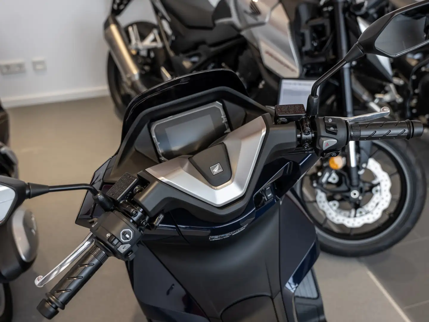 Honda PCX 125 LED SCHEINWERFER Modrá - 2