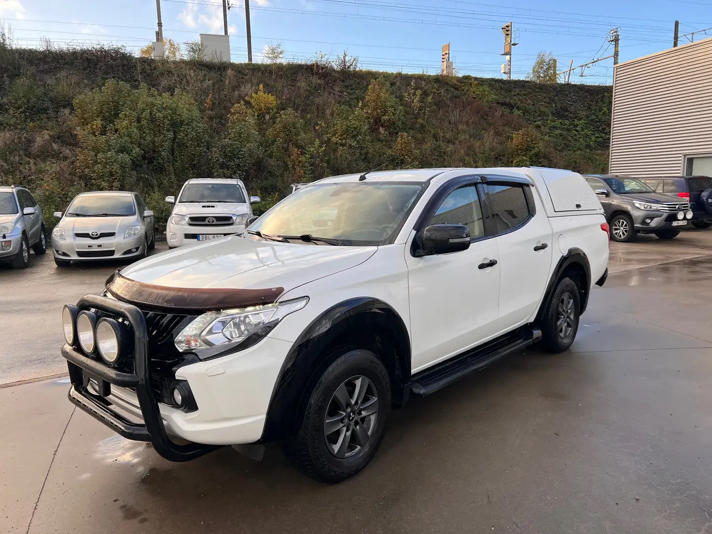 Mitsubishi L200 L 200 2.5 DI-D 4WD Instyle Wit - 2