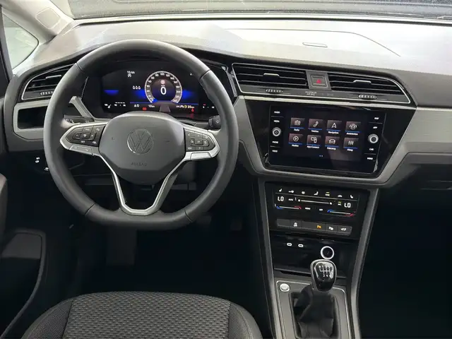 Volkswagen Touran view 7