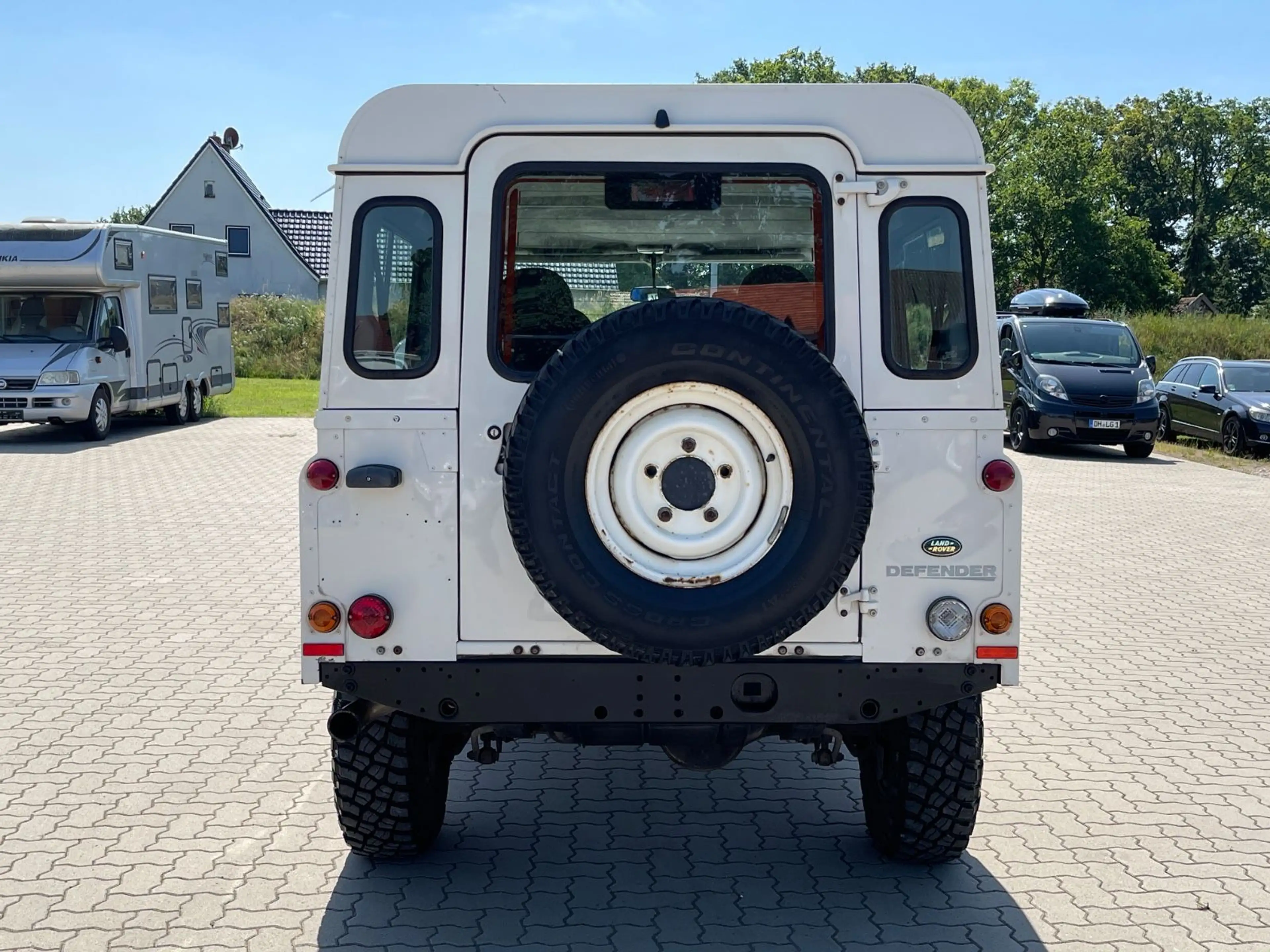 Land Rover Defender 110 2.4 Td4 2HD Klima 7-Sitzer — photo 7