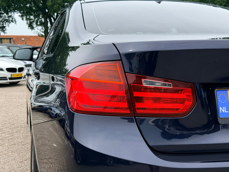 BMW 320 3-serie 320i High Executive|Nieuwe Ketting|Trekhaa — photo 9