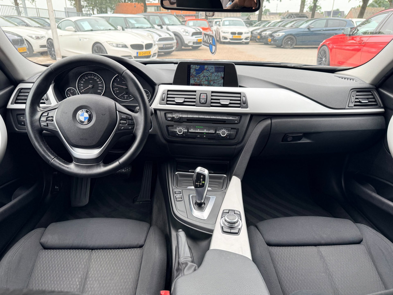 BMW 320 3-serie 320i High Executive|Nieuwe Ketting|Trekhaa — photo 2