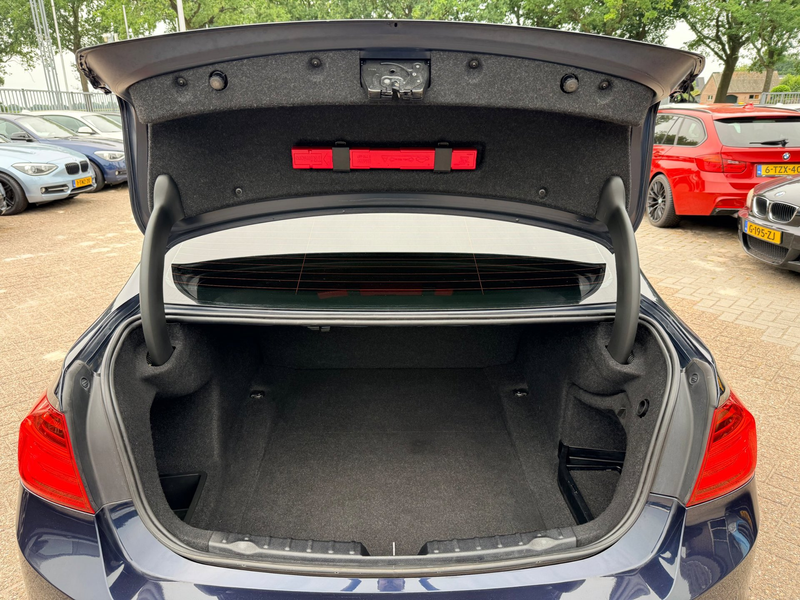 BMW 320 3-serie 320i High Executive|Nieuwe Ketting|Trekhaa — photo 15