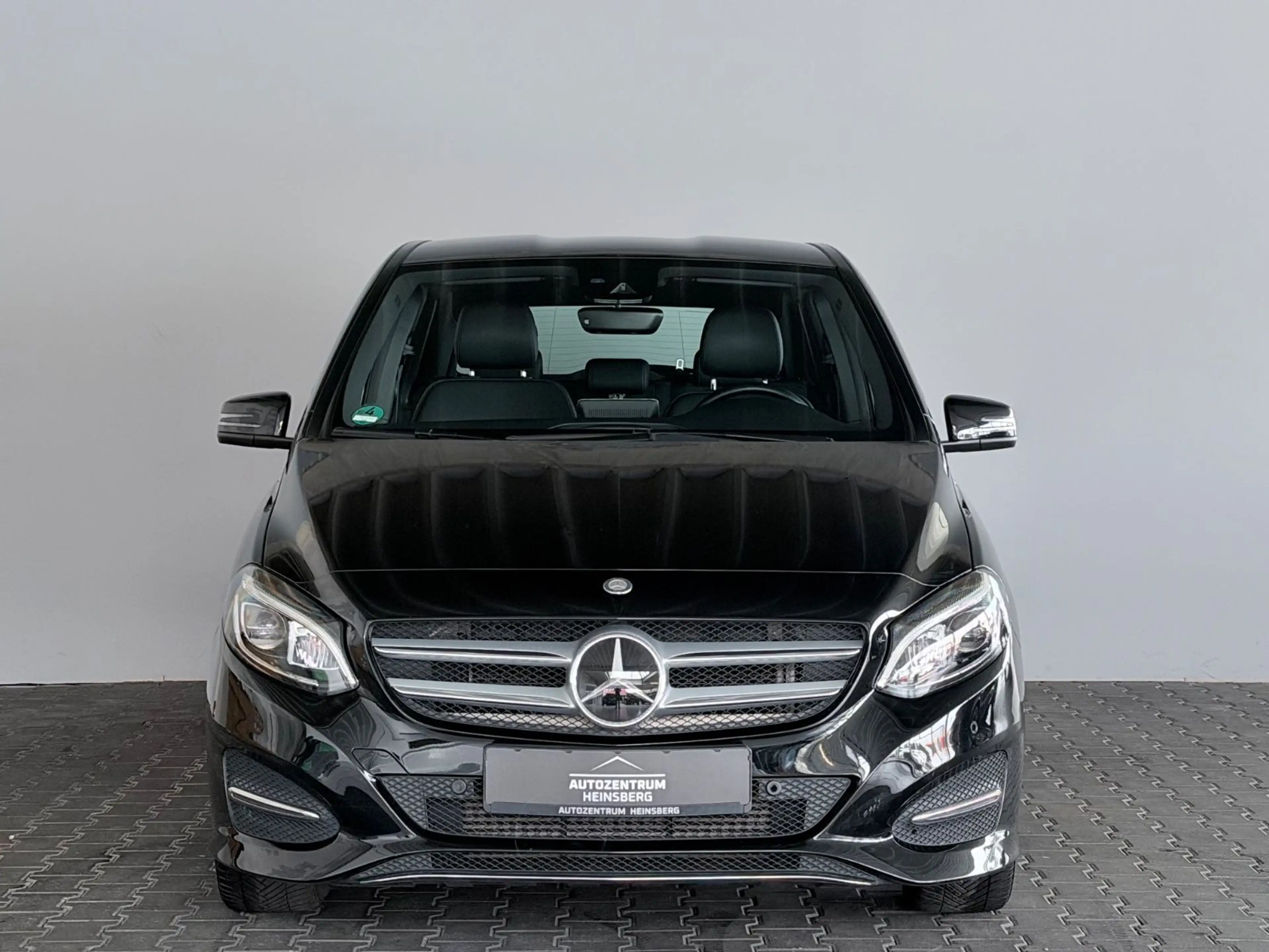 Mercedes-Benz B 180 Automatik LEDER NAVI SHZ — photo 6