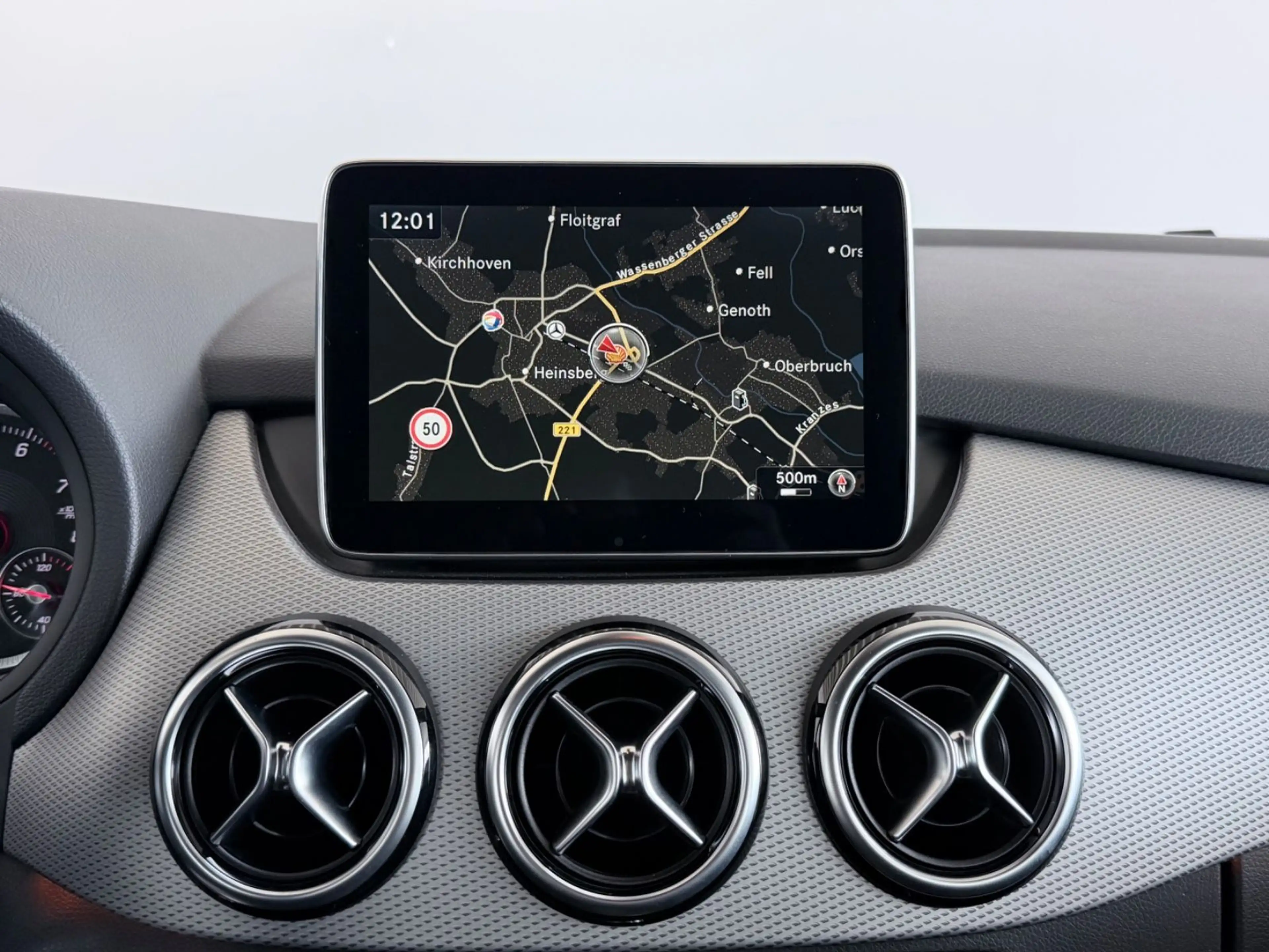 Mercedes-Benz B 180 Automatik LEDER NAVI SHZ — photo 10