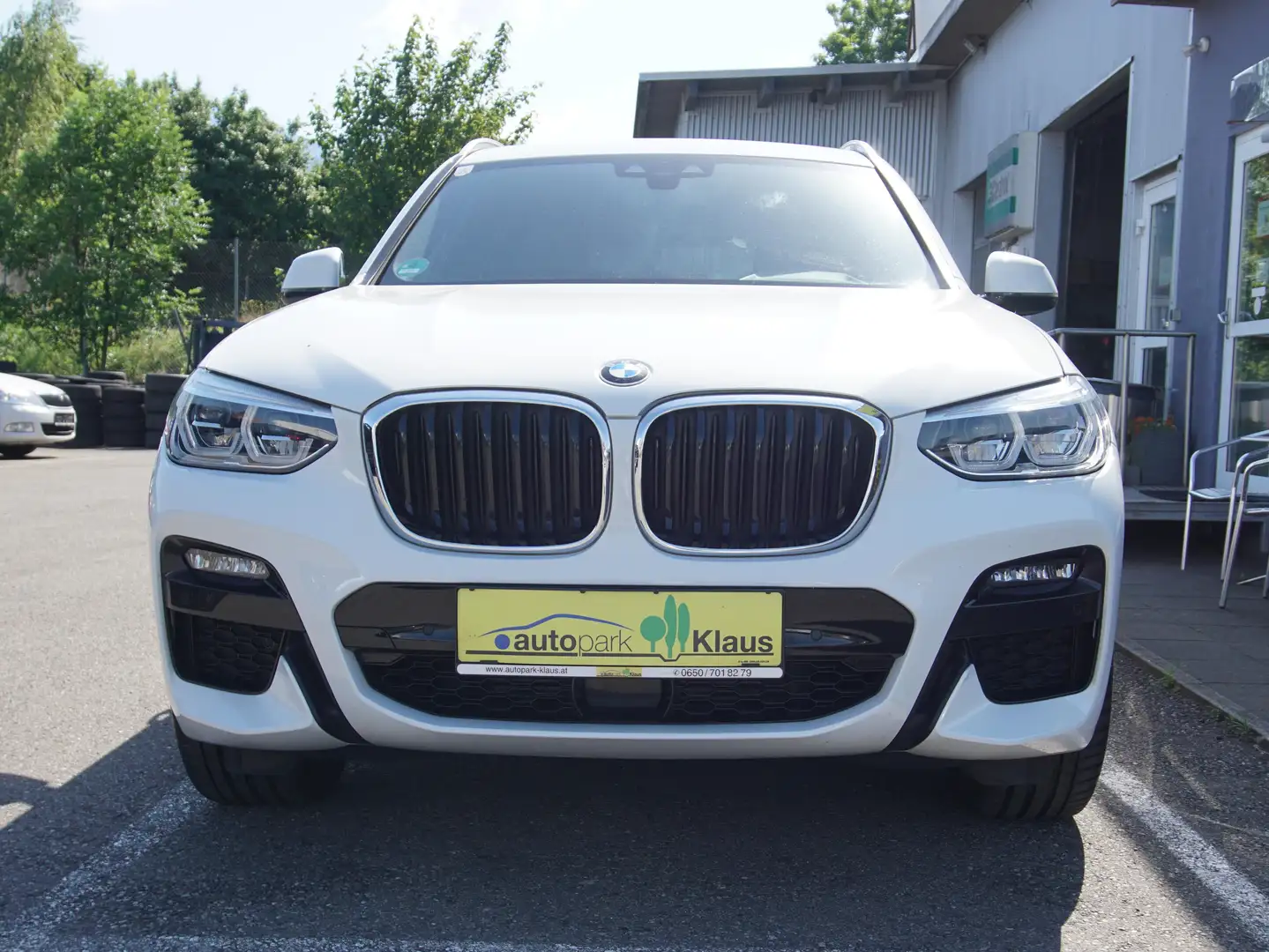 BMW X3 xDrive 20 d M Sport Weiß - 2