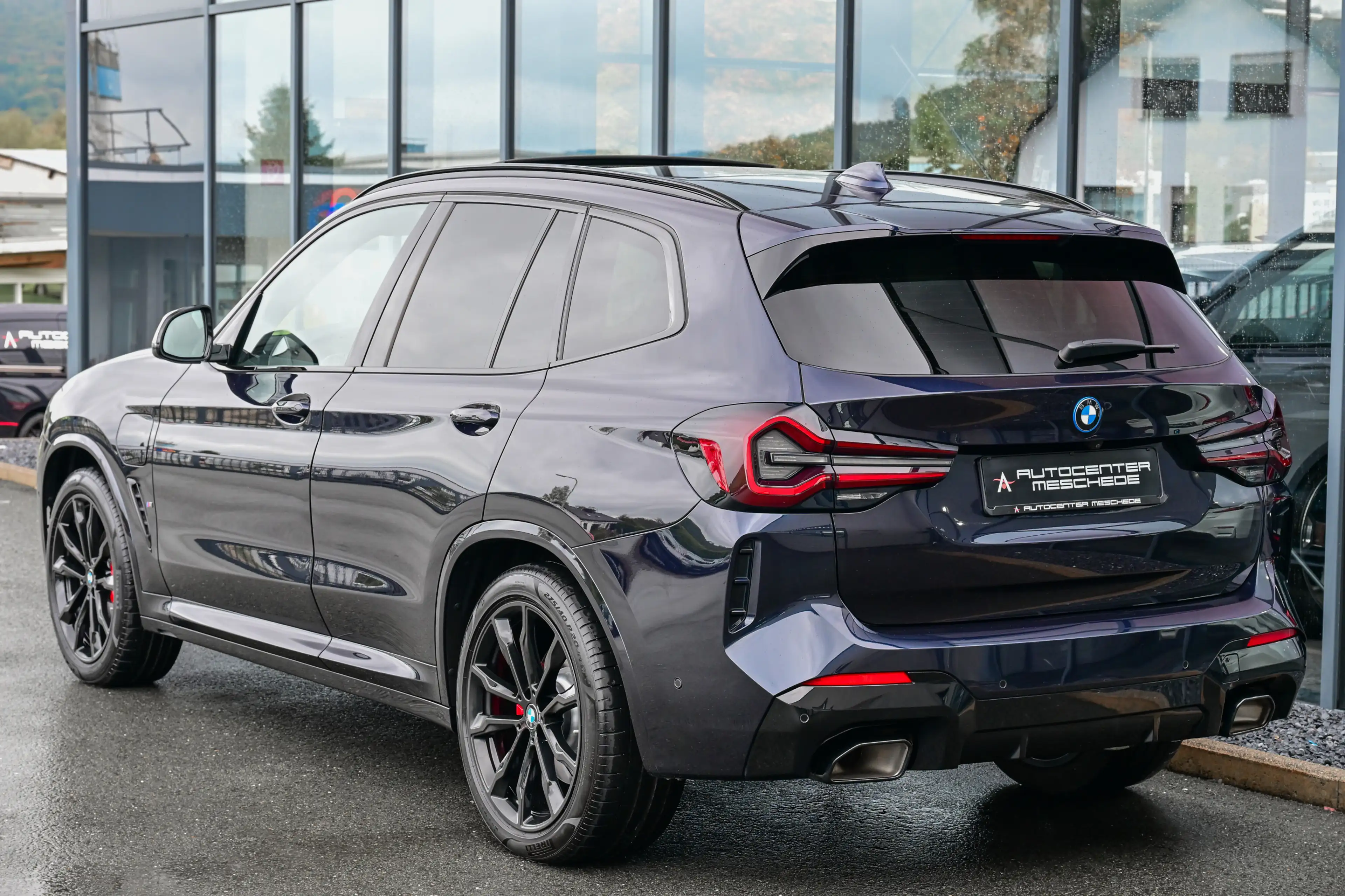 BMW X3 xDrive 30e M Sport Vollleder* Pano* AHK* 20 — photo 5
