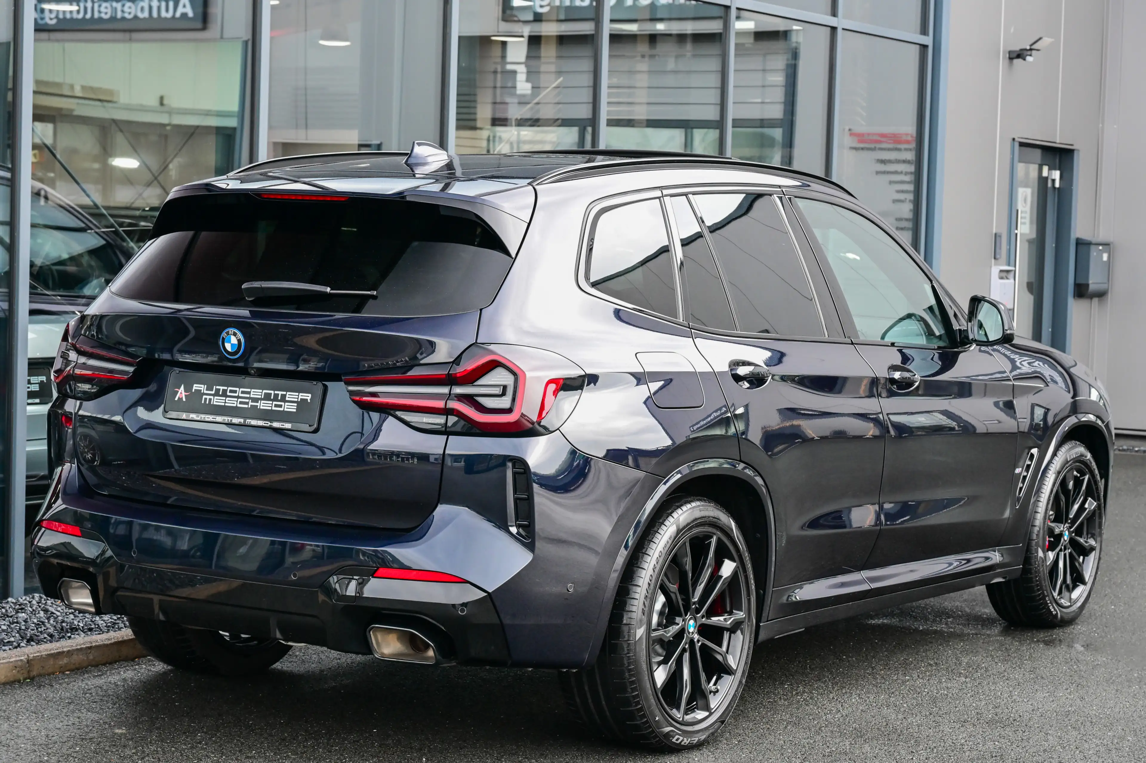 BMW X3 xDrive 30e M Sport Vollleder* Pano* AHK* 20 — photo 4