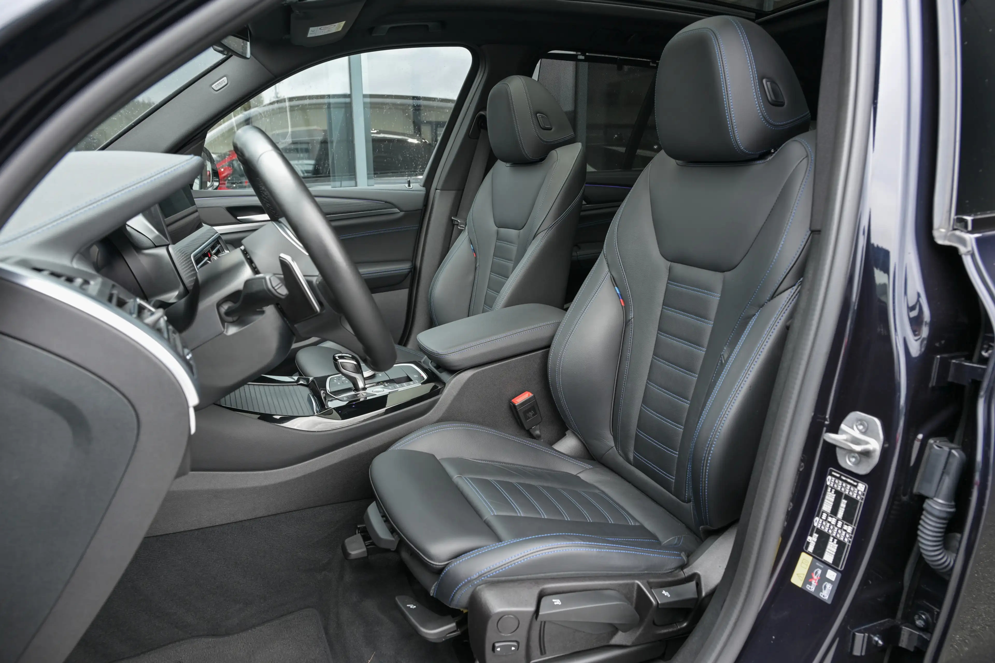 BMW X3 xDrive 30e M Sport Vollleder* Pano* AHK* 20 — photo 12