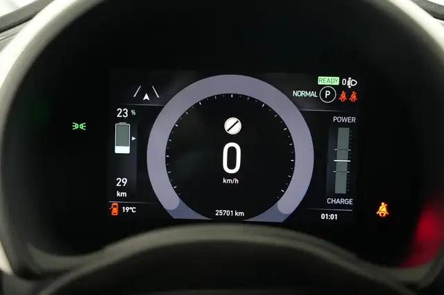 Fiat 500E view 15